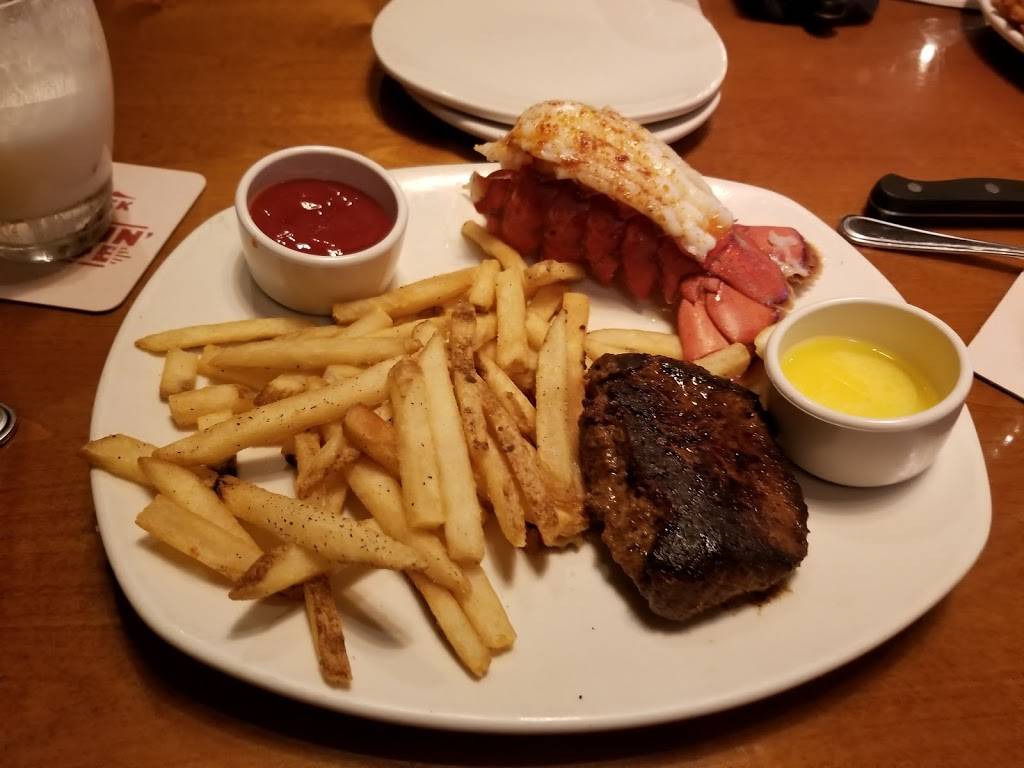 Outback Steakhouse | restaurant | 895 W Osceola Pkwy # 300, Kissimmee, FL 34741, USA | 4079310033 OR +1 407-931-0033