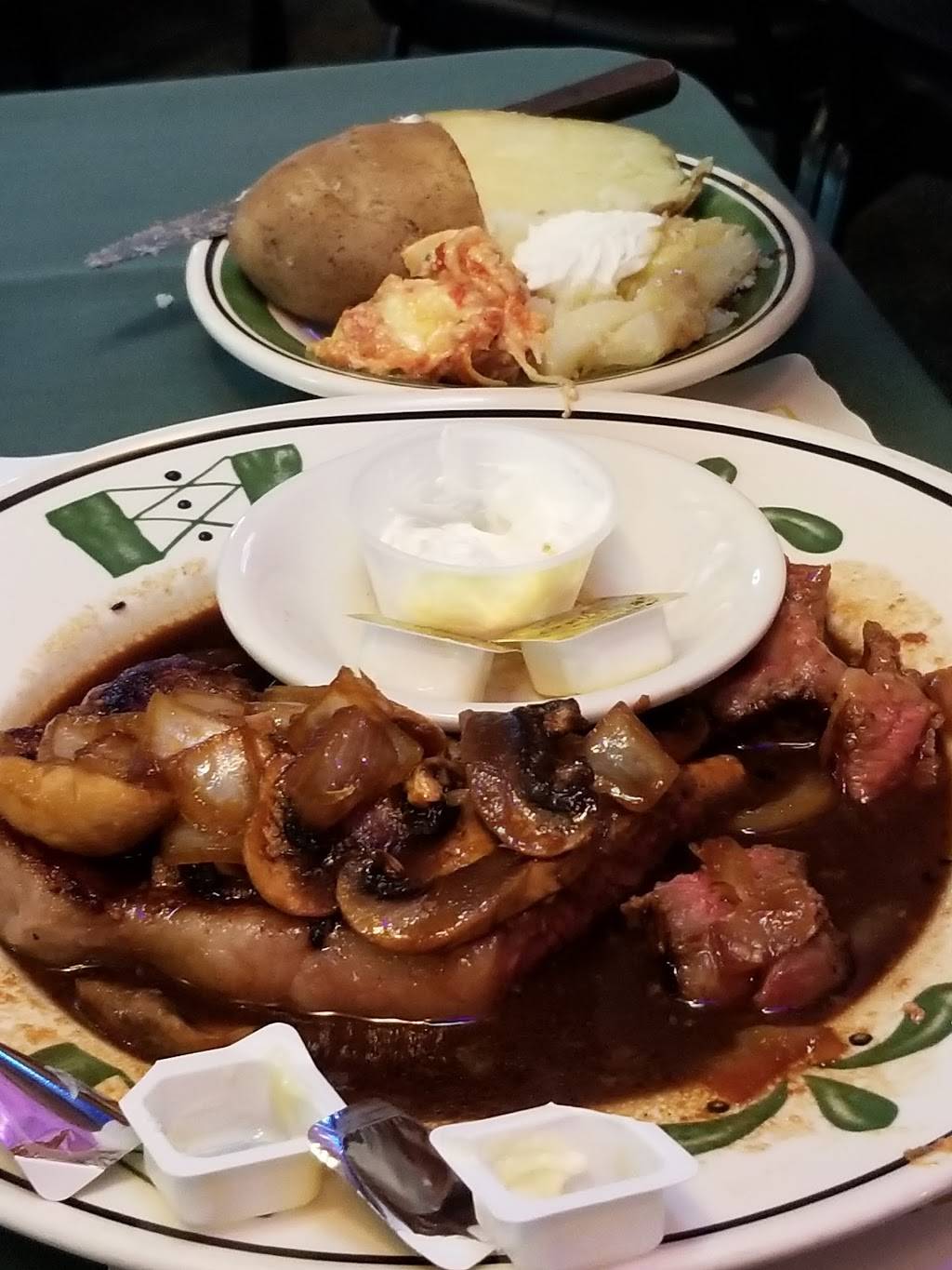 Plank Road Inn | restaurant | 1538 Paterson Plank Rd, Secaucus, NJ 07094, USA | 2018659516 OR +1 201-865-9516