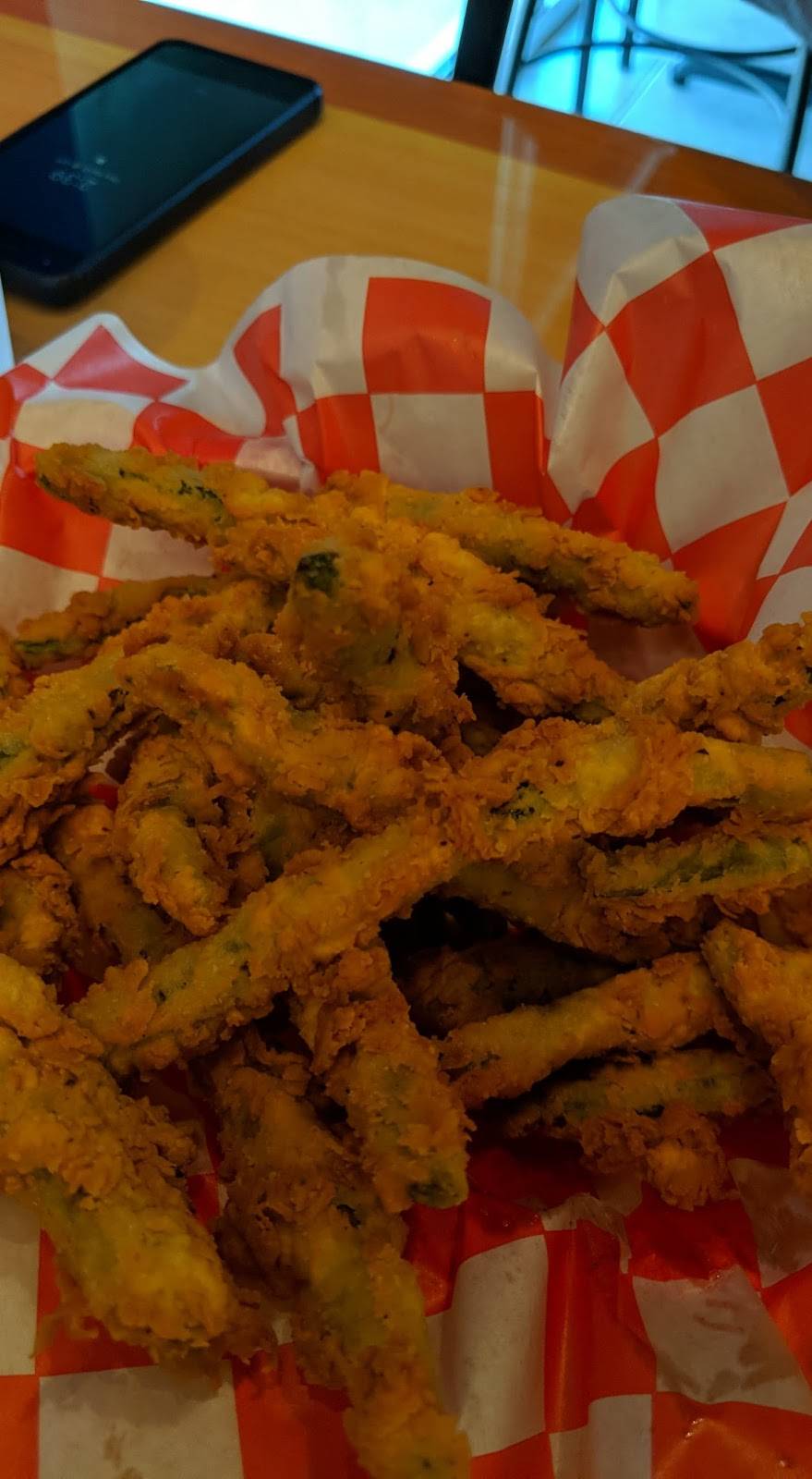 Rozzie Bs | restaurant | 9675 Eagle Dr, Mont Belvieu, TX 77523, USA | 8323077352 OR +1 832-307-7352