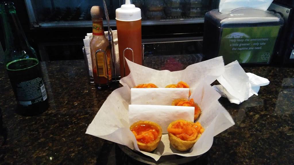 El Cantinflas | restaurant | 110 W Dauphin St, Philadelphia, PA 19133, USA | 2157392570 OR +1 215-739-2570