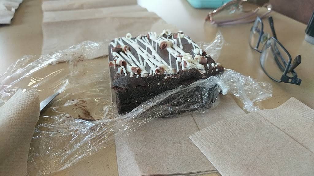 Mancinos Pizza & Grinders | restaurant | 12900 Old U.S. 27, Dewitt, MI 48820, USA | 5176681414 OR +1 517-668-1414