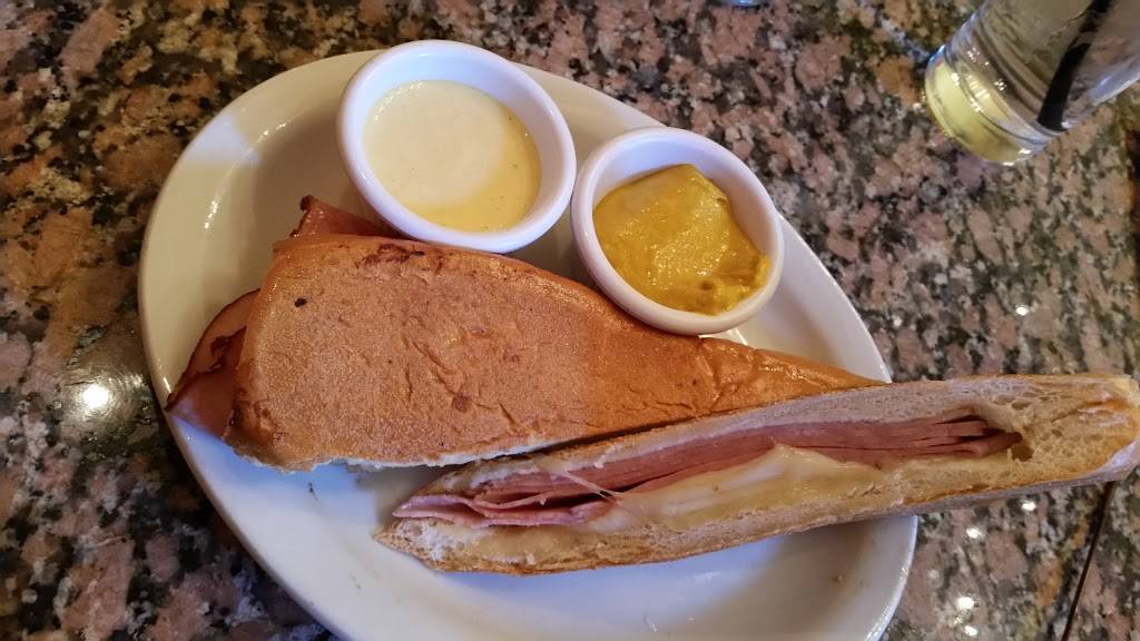 Cubanitas | restaurant | 728 N Milwaukee St, Milwaukee, WI 53202, USA | 4142251760 OR +1 414-225-1760