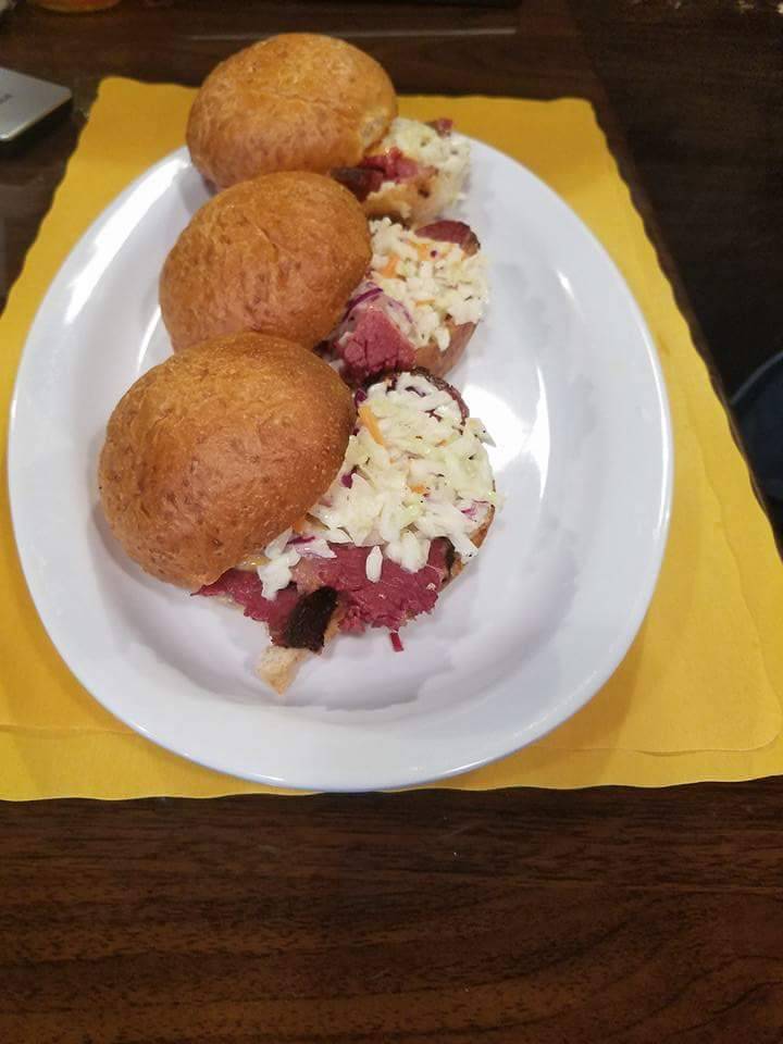 Finger Lakes Sausage And Beer | restaurant | 8 Linden St, Geneva, NY 14456, USA | 3153254125 OR +1 315-325-4125