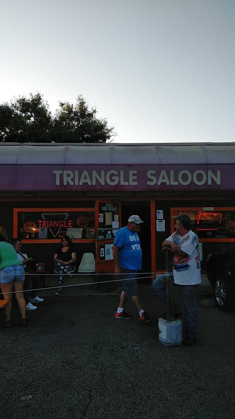 Triangle Saloon, Inc. | restaurant | 1634 E Kirby Ave, Muncie, IN 47302, USA | 7652820599 OR +1 765-282-0599
