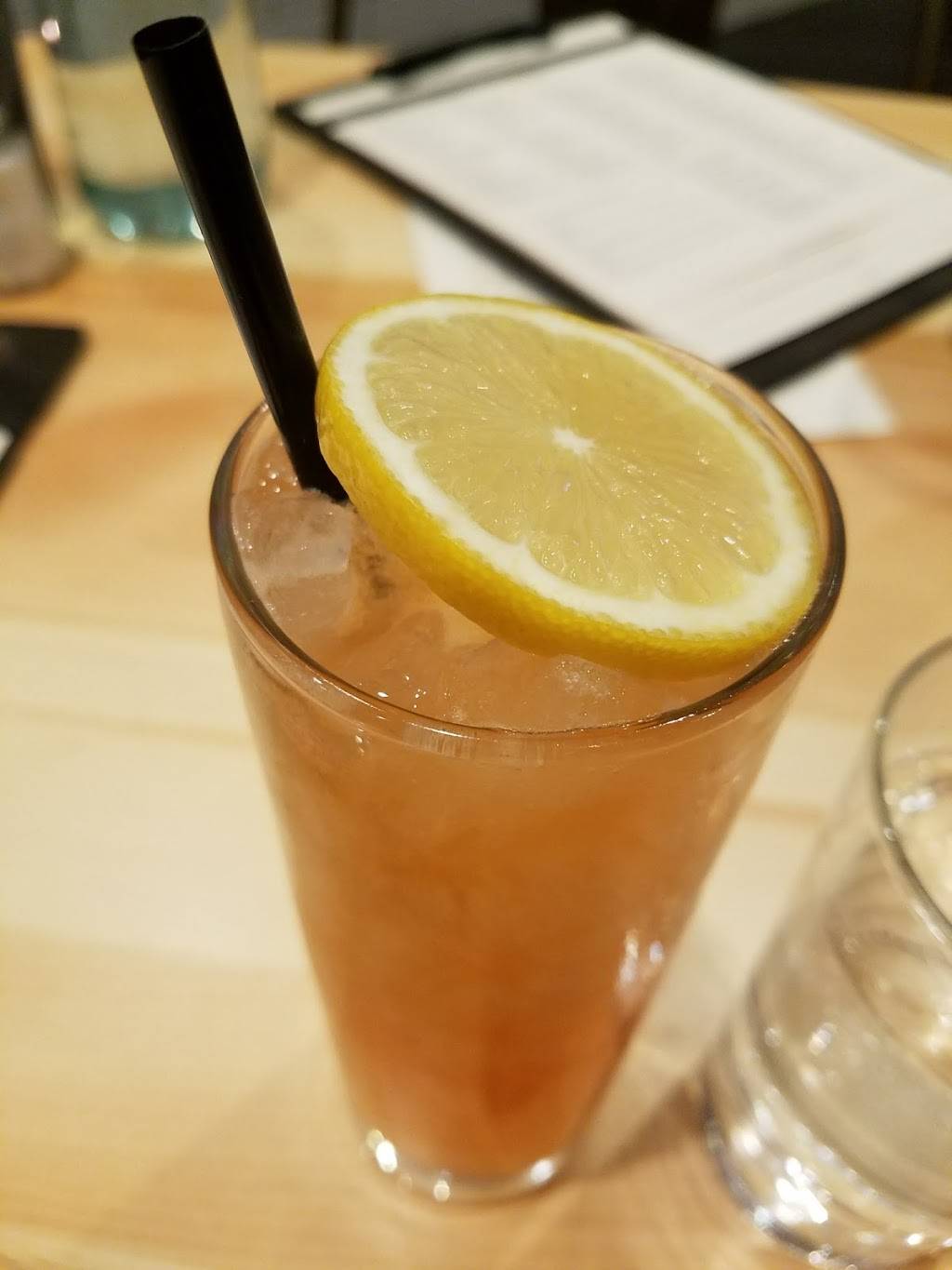 Bellwether | restaurant | 100 N Laura St #100, Jacksonville, FL 32202, USA | 9048027745 OR +1 904-802-7745