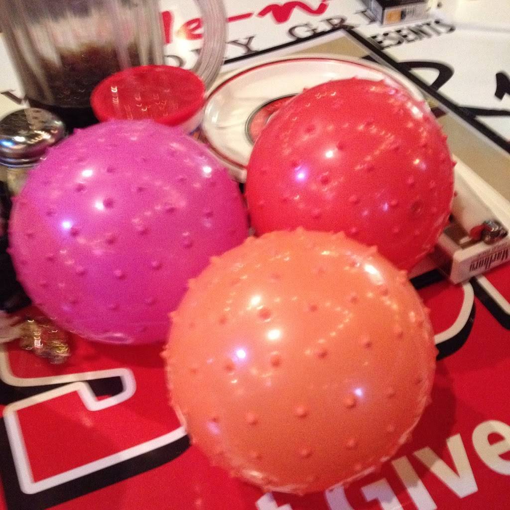 Me-n-Eds | restaurant | 410 Granite park building F, Fresno, CA 93726, USA | 5592249191 OR +1 559-224-9191