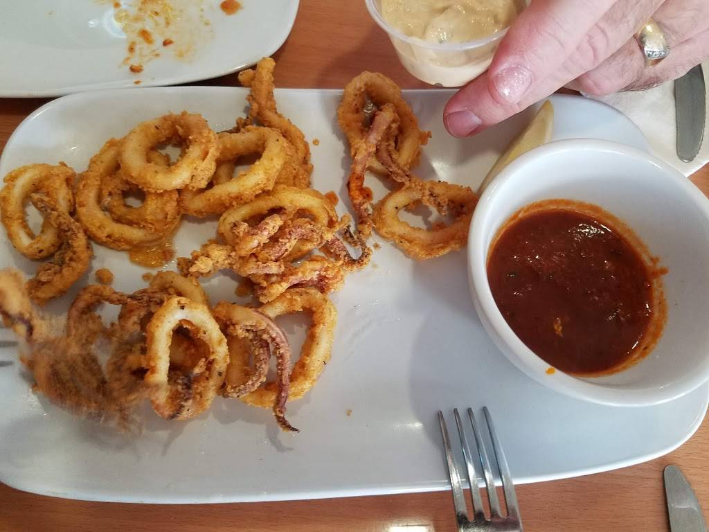 The Hawks Nest Grill | restaurant | Port Orange, FL 32127, USA | 3862369779 OR +1 386-236-9779