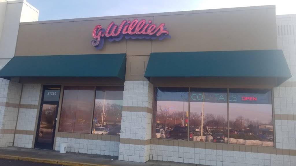 G. Willies Bar & Grill | restaurant | 31230 Harper Ave, St Clair Shores, MI 48082, USA | 5862937100 OR +1 586-293-7100