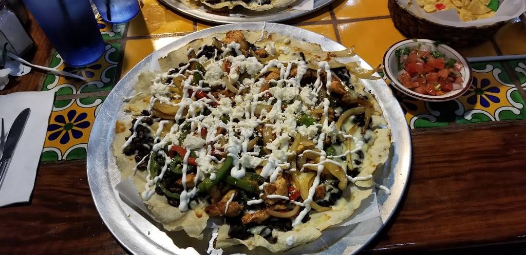 Mangos Mexican Grill & Cantina | restaurant | 6201 Dutchmans Ln, Louisville, KY 40205, USA | 5027496651 OR +1 502-749-6651