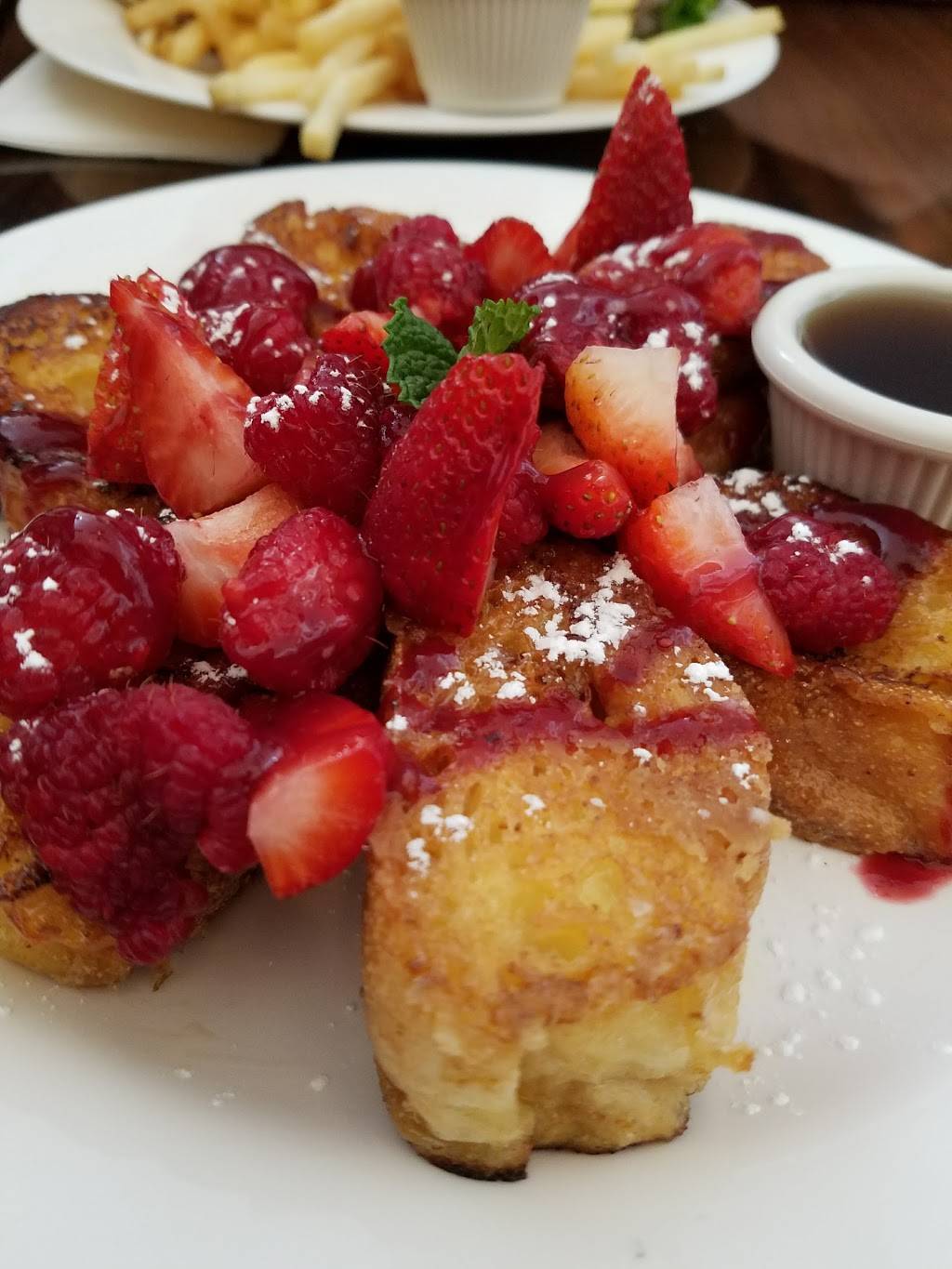 Le Ptit Paris Bistro | restaurant | 256 Prospect Park West, Brooklyn, NY 11215, USA | 7183693590 OR +1 718-369-3590