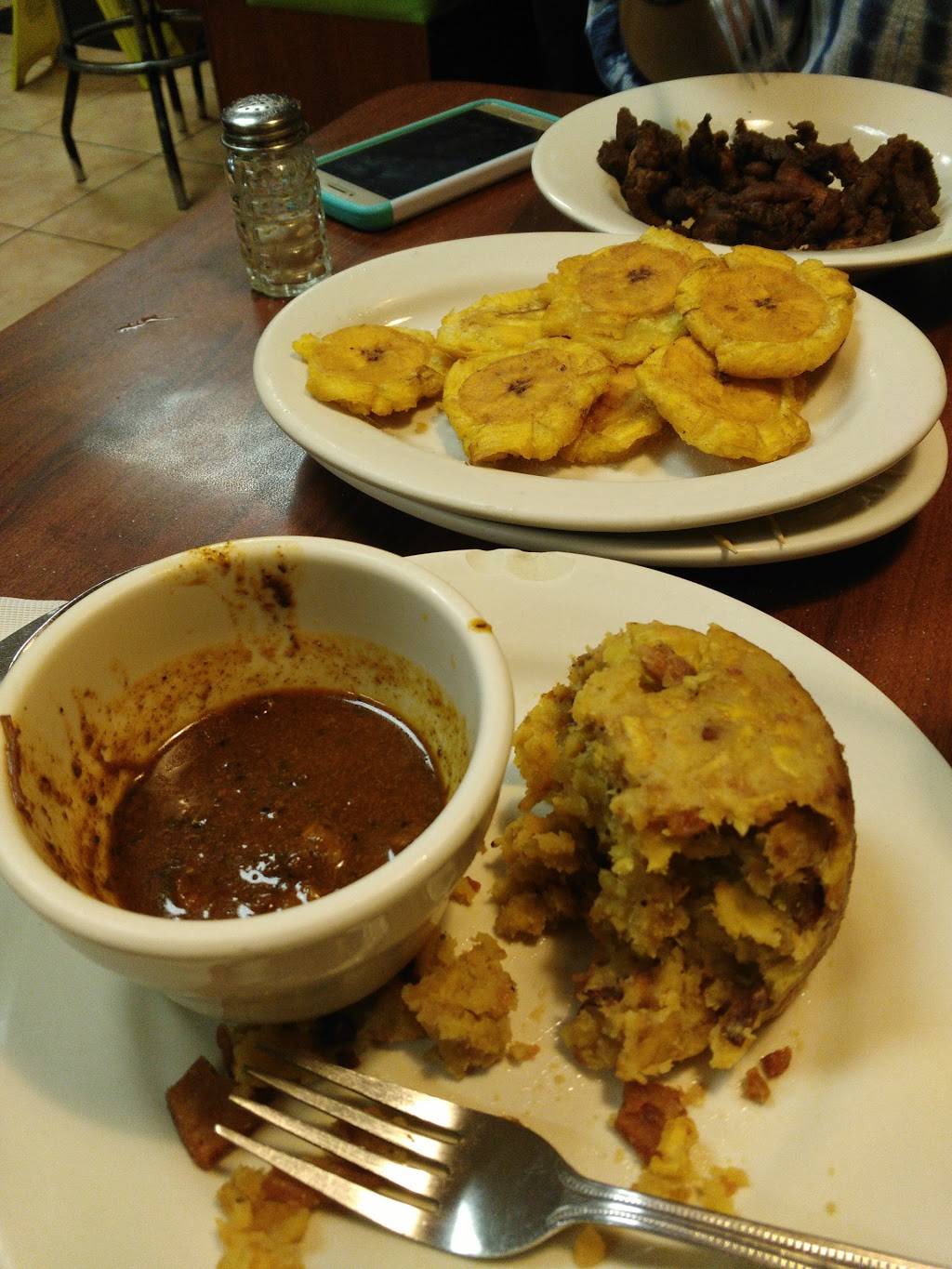 Mangu Cafe Restaurant | restaurant | 2007 W 62nd St, Hialeah, FL 33016, USA | 3058283296 OR +1 305-828-3296