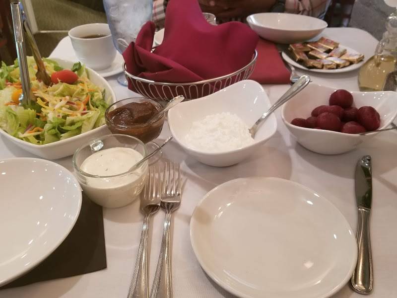 Hollyhock Hill | meal takeaway | 8110 N College Ave, Indianapolis, IN 46240, USA | 3172512294 OR +1 317-251-2294