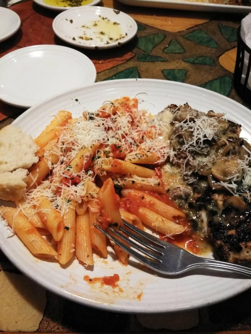 Carrabbas Italian Grill | meal takeaway | 1299 S Federal Hwy, Pompano Beach, FL 33062, USA | 9547822688 OR +1 954-782-2688