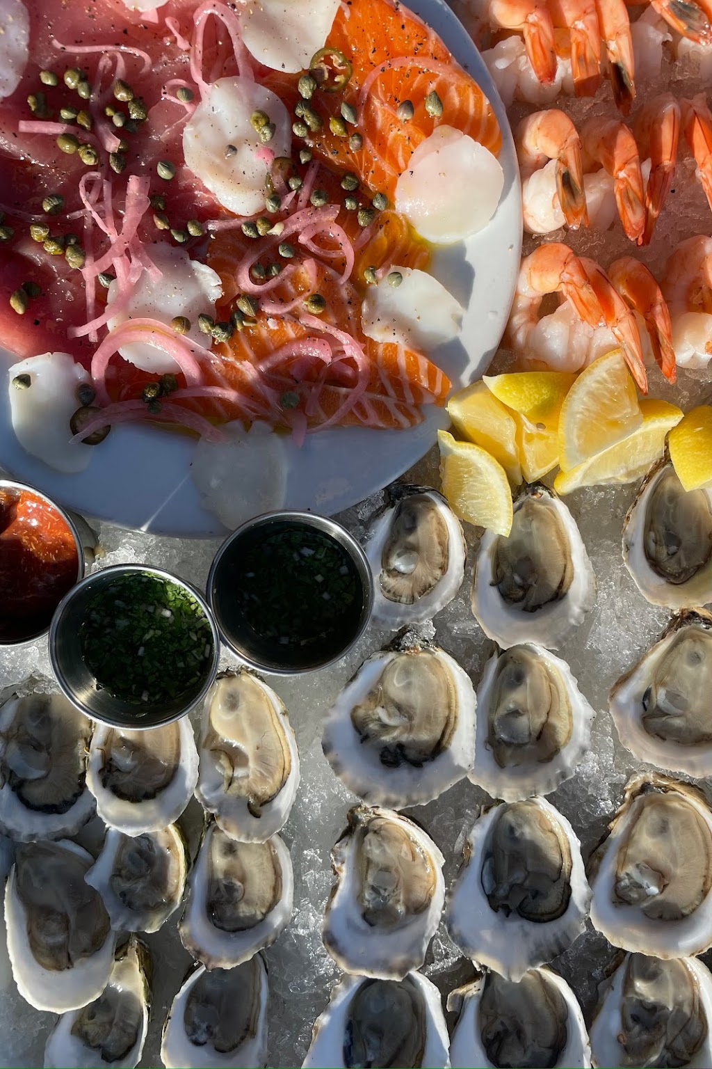 Rocky Island Oyster Co | restaurant | 1414 Harbour Way S, Richmond, CA 94804, USA | 5102156025 OR +1 510-215-6025