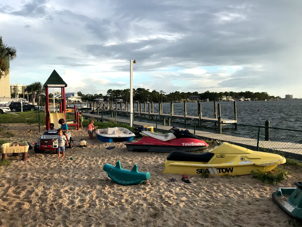 Sunset Grille | restaurant | 14050 Canal A Way, Pensacola, FL 32507, USA | 8504921063 OR +1 850-492-1063