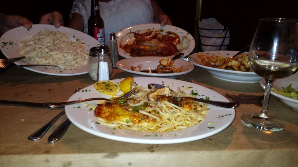 La Bella Napoli Restaurant | restaurant | 1541, 7390 Shoal Line Blvd, Weeki Wachee, FL 34607, USA | 3525565274 OR +1 352-556-5274