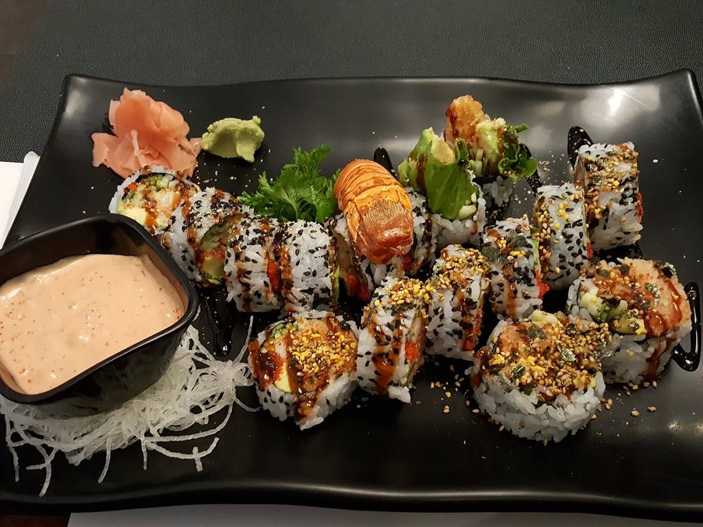 MI-NE Japanese Restaurant | restaurant | 10815 Yonge St, Richmond Hill, ON L4C 1C1, Canada | 9058836616 OR +1 905-883-6616