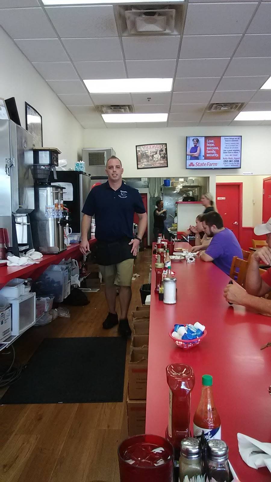 Darrells Diner | restaurant | 996 Bichara Blvd, Lady Lake, FL 32159, USA | 3527500700 OR +1 352-750-0700