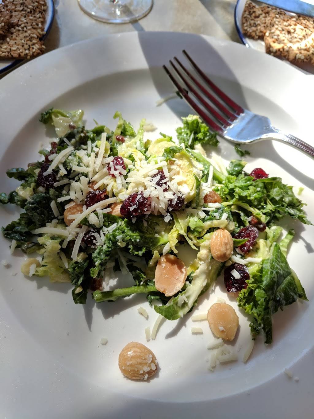 Maxs Oyster Bar | restaurant | 964 Farmington Ave, West Hartford, CT 06107, USA | 8602366299 OR +1 860-236-6299