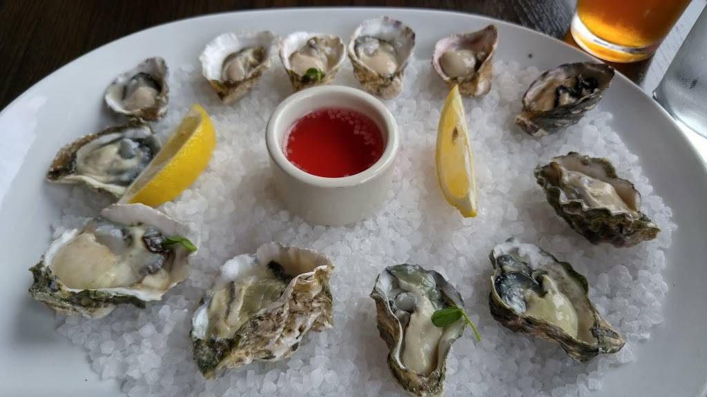 Packers Kitchen + Bar | restaurant | 9565 Semiahmoo Pkwy, Blaine, WA 98230, USA | 3603182090 OR +1 360-318-2090