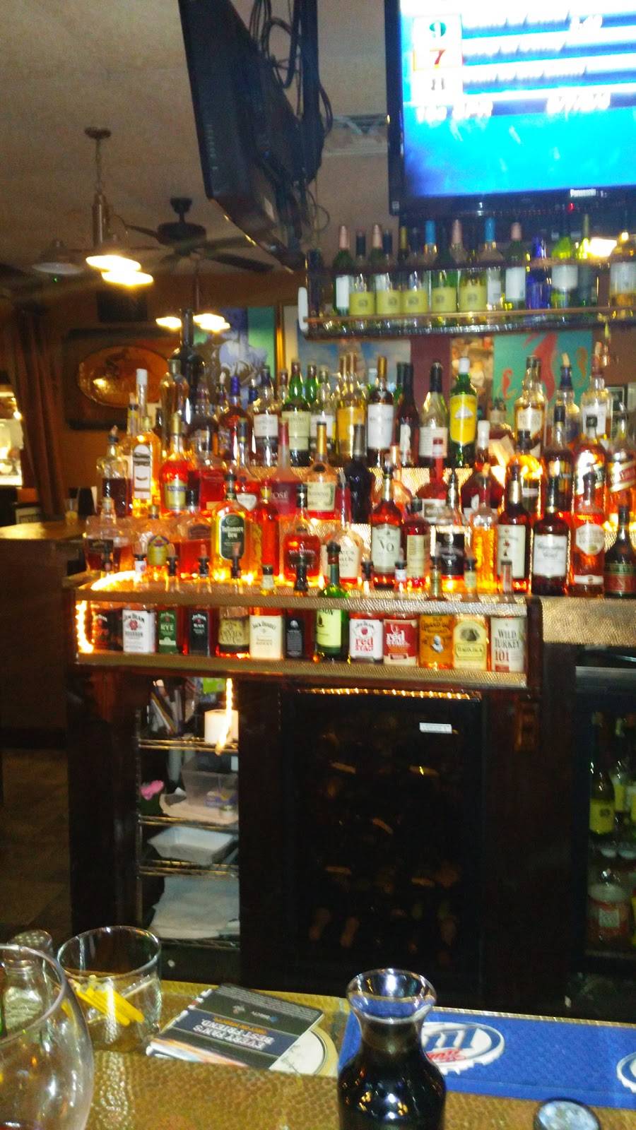 Guss Pizza & Bar | restaurant | 24 Eugene ONeill Dr, New London, CT 06320, USA | 8604451989 OR +1 860-445-1989