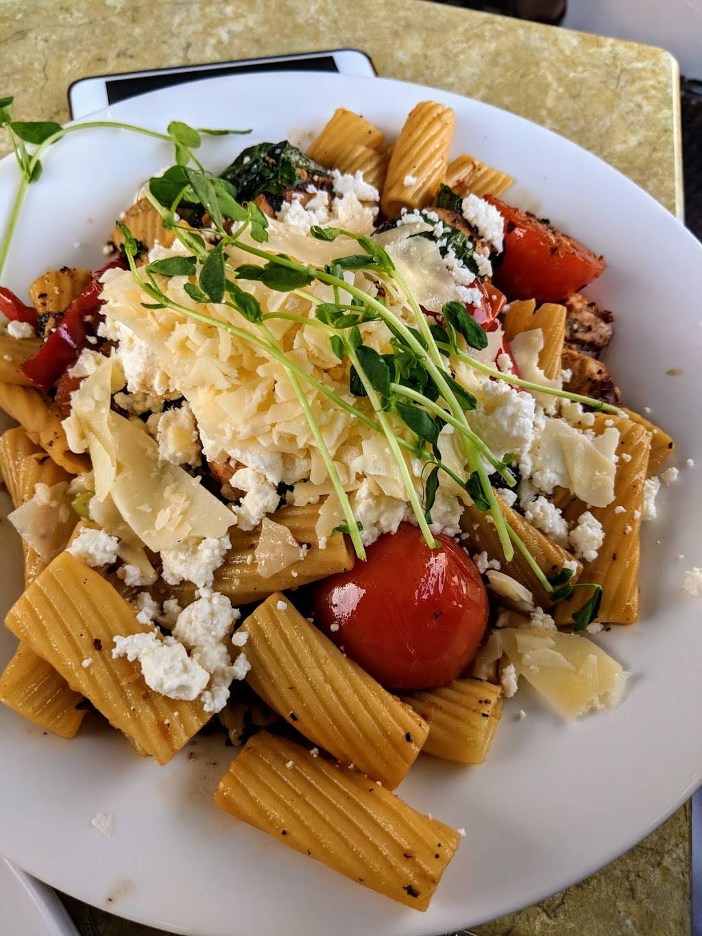 Annas Harborside Grille | restaurant | 145 Water St, Plymouth, MA 02360, USA | 5085917372 OR +1 508-591-7372