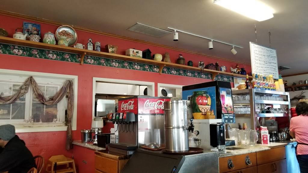 Marvins | restaurant | 7991 Old Redwood Hwy, Cotati, CA 94931, USA | 7076641720 OR +1 707-664-1720