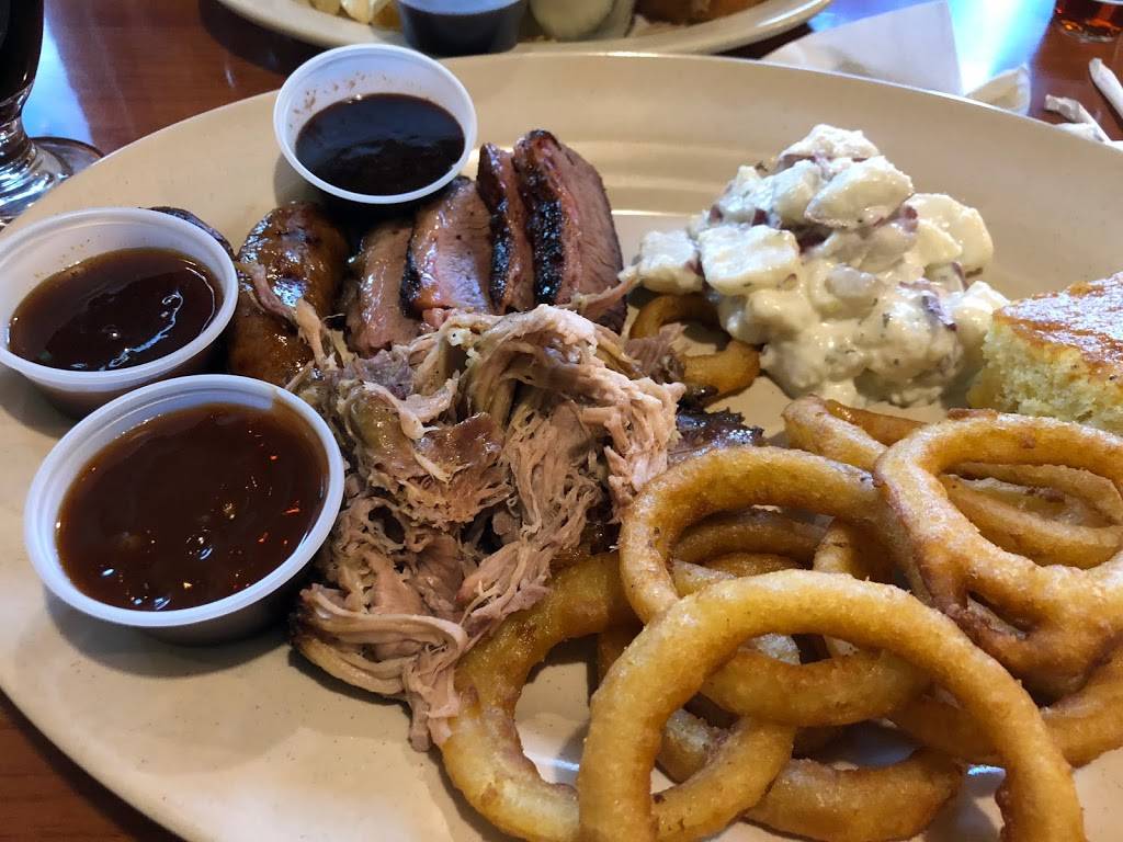 CarterQue BBQ & Grilling Co. | restaurant | 1310 S Main St, Mt Airy, MD 21771, USA | 3018292222 OR +1 301-829-2222