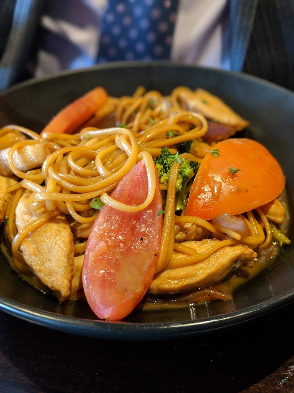 Limón Peruvian Cuisine | restaurant | 7089 N Marks Ave #101, Fresno, CA 93711, USA | 5594471226 OR +1 559-447-1226