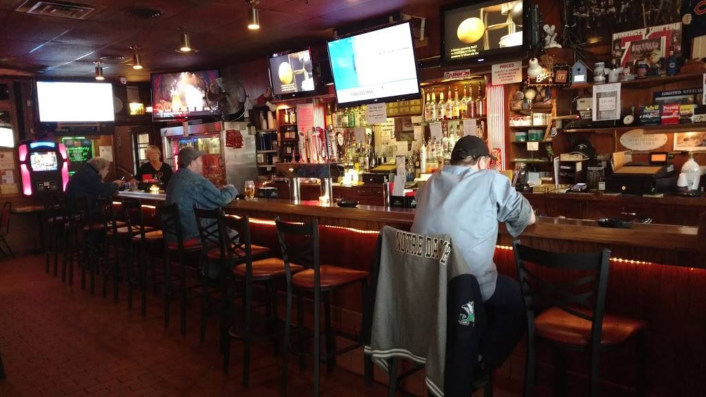 Chuck & Irenes | restaurant | 6110 Kennedy Ave, Hammond, IN 46323, USA | 2198449812 OR +1 219-844-9812