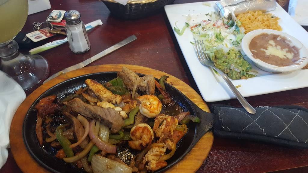 Marias Mexican Grill | restaurant | 17901 River Rd, Noblesville, IN 46062, USA | 3172197171 OR +1 317-219-7171