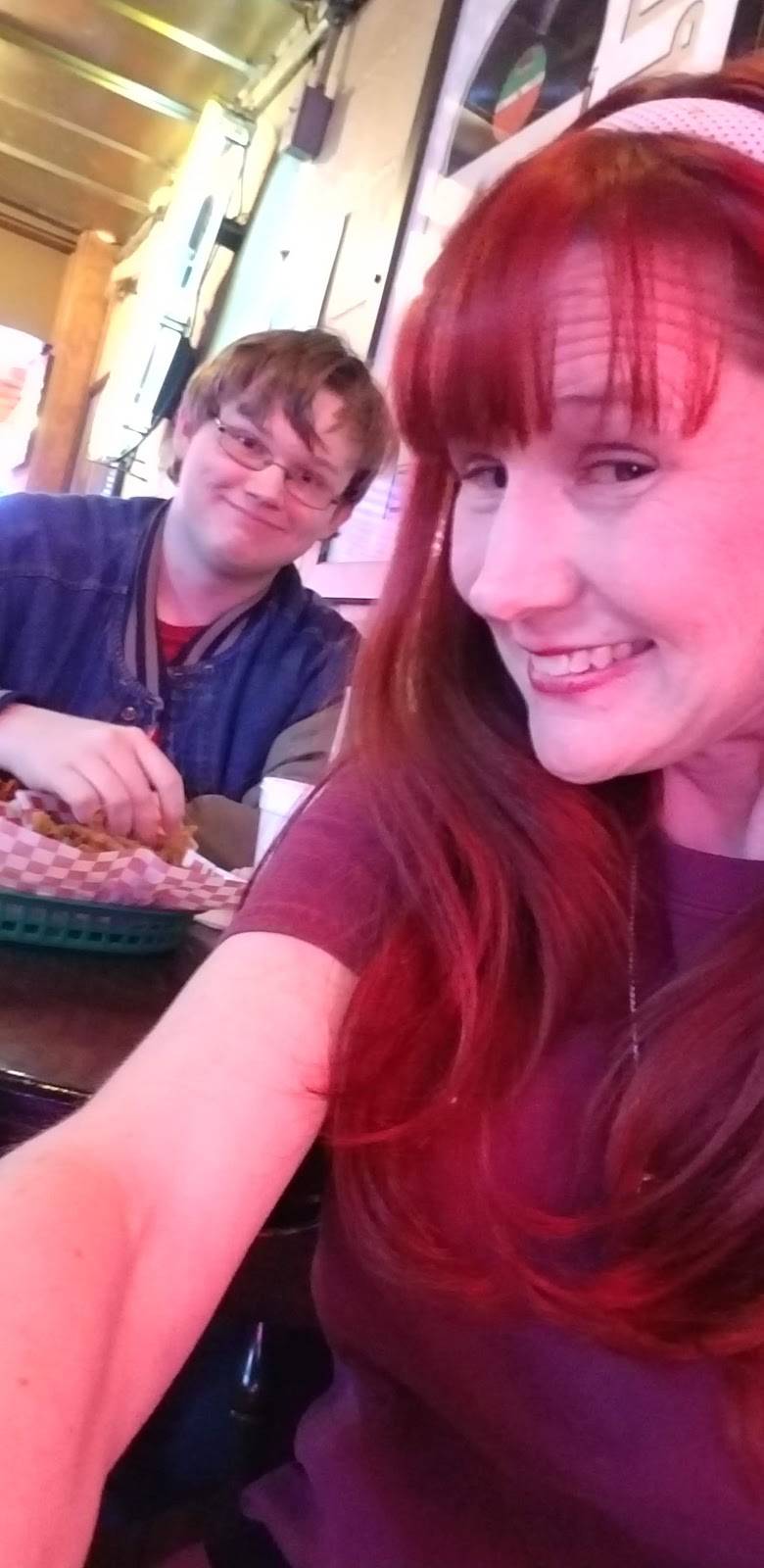 Wingz & Ale | restaurant | 500 S 5th St, Hartsville, SC 29550, USA | 8433322234 OR +1 843-332-2234