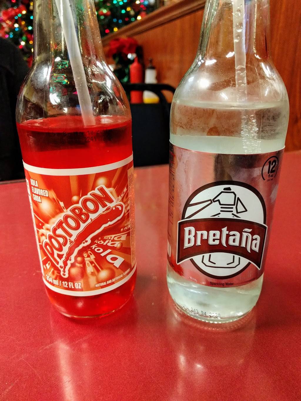 La Cumbia | restaurant | 2 W Palisade Ave, Englewood, NJ 07631, USA | 2015680303 OR +1 201-568-0303