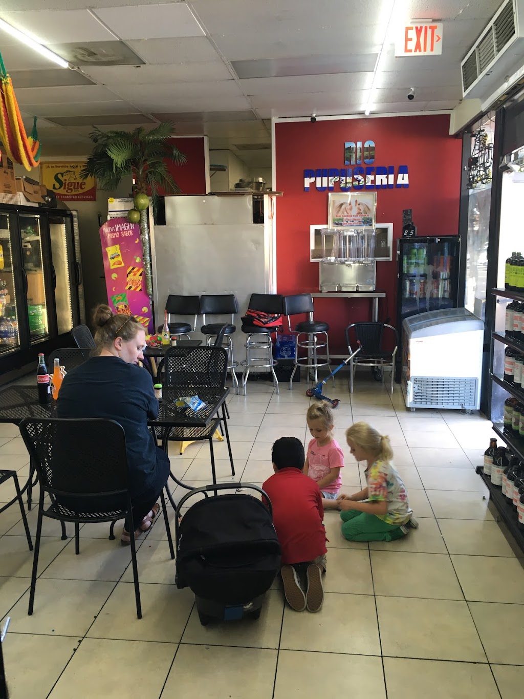 Tienda El Quetzal Y Pupusas ToGo | restaurant | 3848 E Chapman Ave, Orange, CA 92869, USA | 7143641114 OR +1 714-364-1114