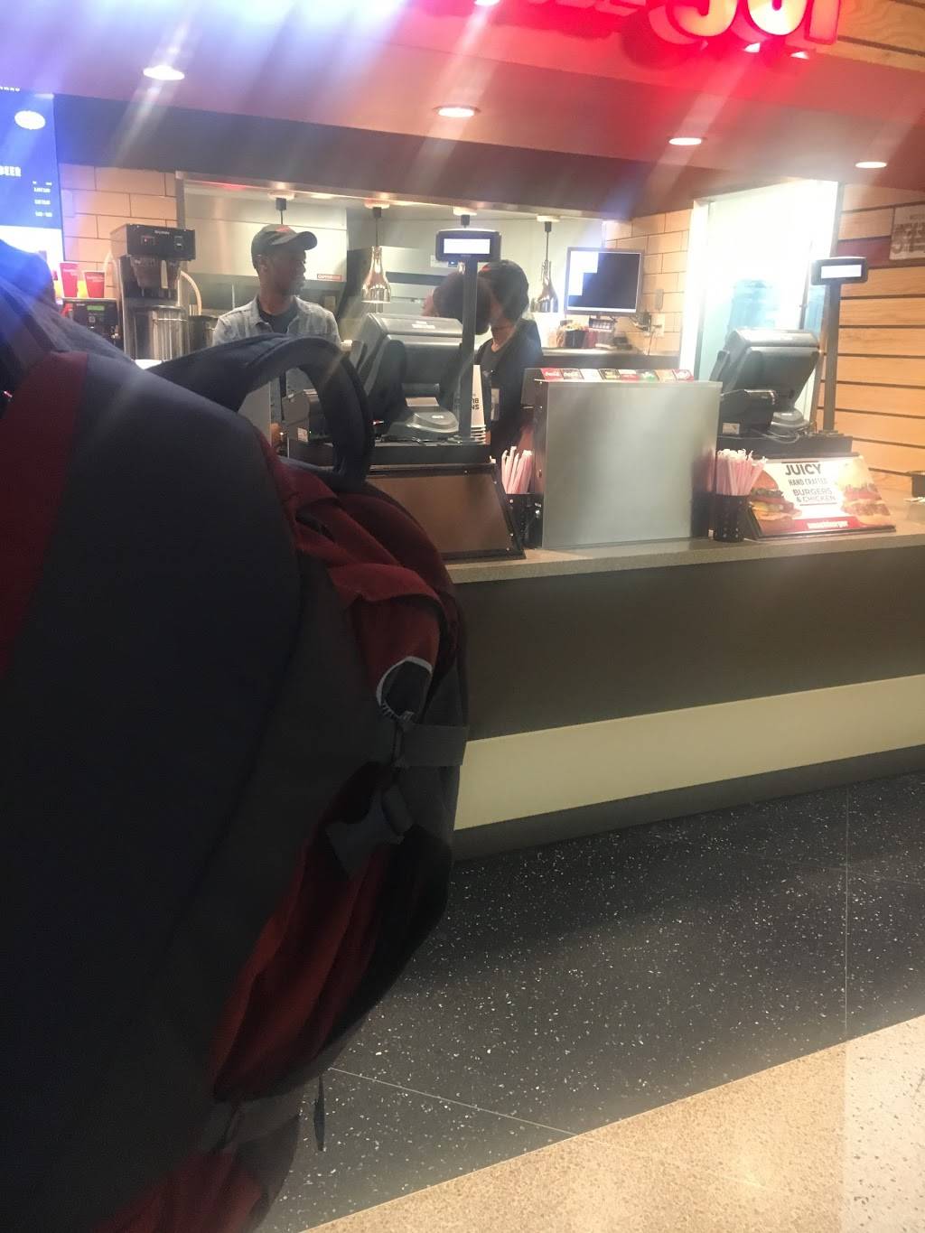 Smashburger | restaurant | 2800 N Terminal Road Space, Tbf-2, Houston, TX 77032, USA | 3036331500 OR +1 303-633-1500