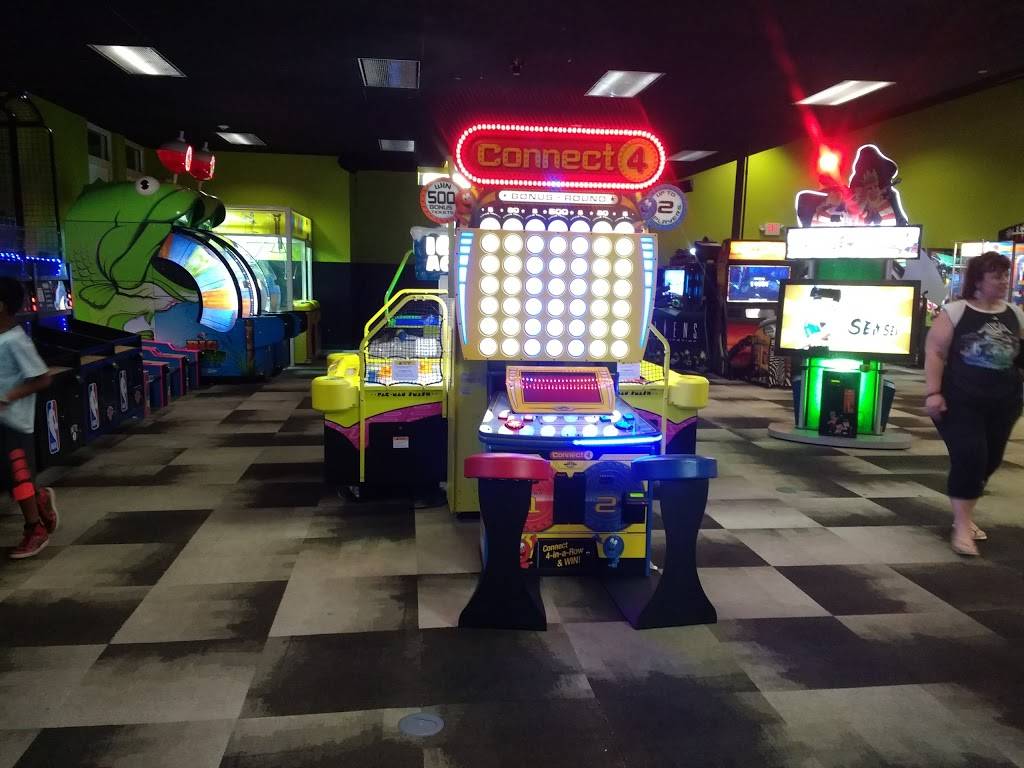 Smittys All American Grill | restaurant | 96 Main Rd, Riverhead, NY 11901, USA | 6319984232 OR +1 631-998-4232