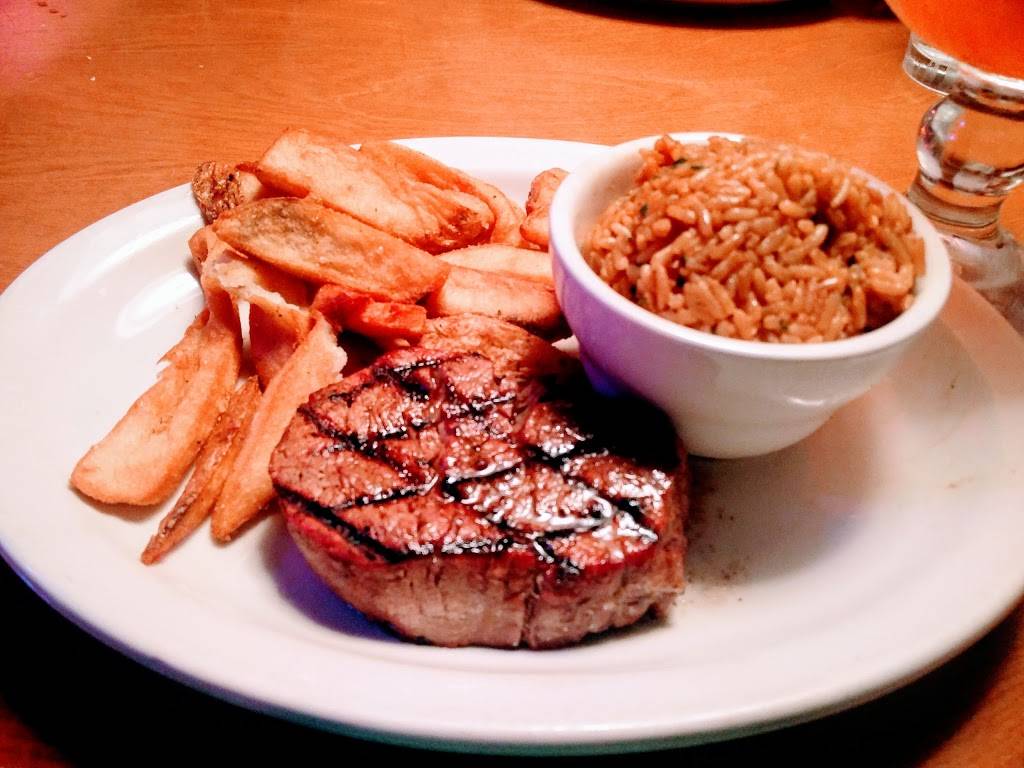Texas Roadhouse | restaurant | 2893 Cinema Ridge, San Antonio, TX 78238, USA | 2105212988 OR +1 210-521-2988