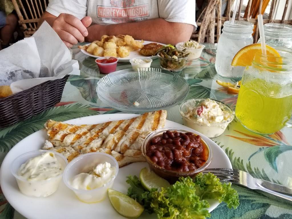 Salt Water Cowboys | restaurant | 299 Dondanville Rd, St. Augustine, FL 32080, USA | 9044712332 OR +1 904-471-2332