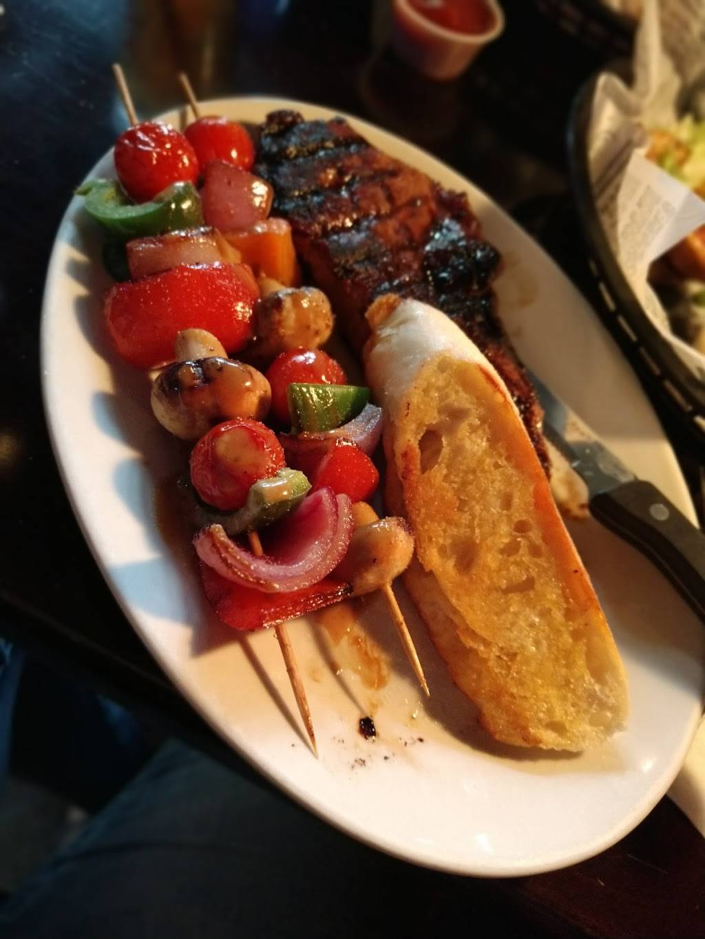 The Old Bag of Nails Pub | restaurant | 18 N Nelson Rd, Columbus, OH 43219, USA | 6142524949 OR +1 614-252-4949