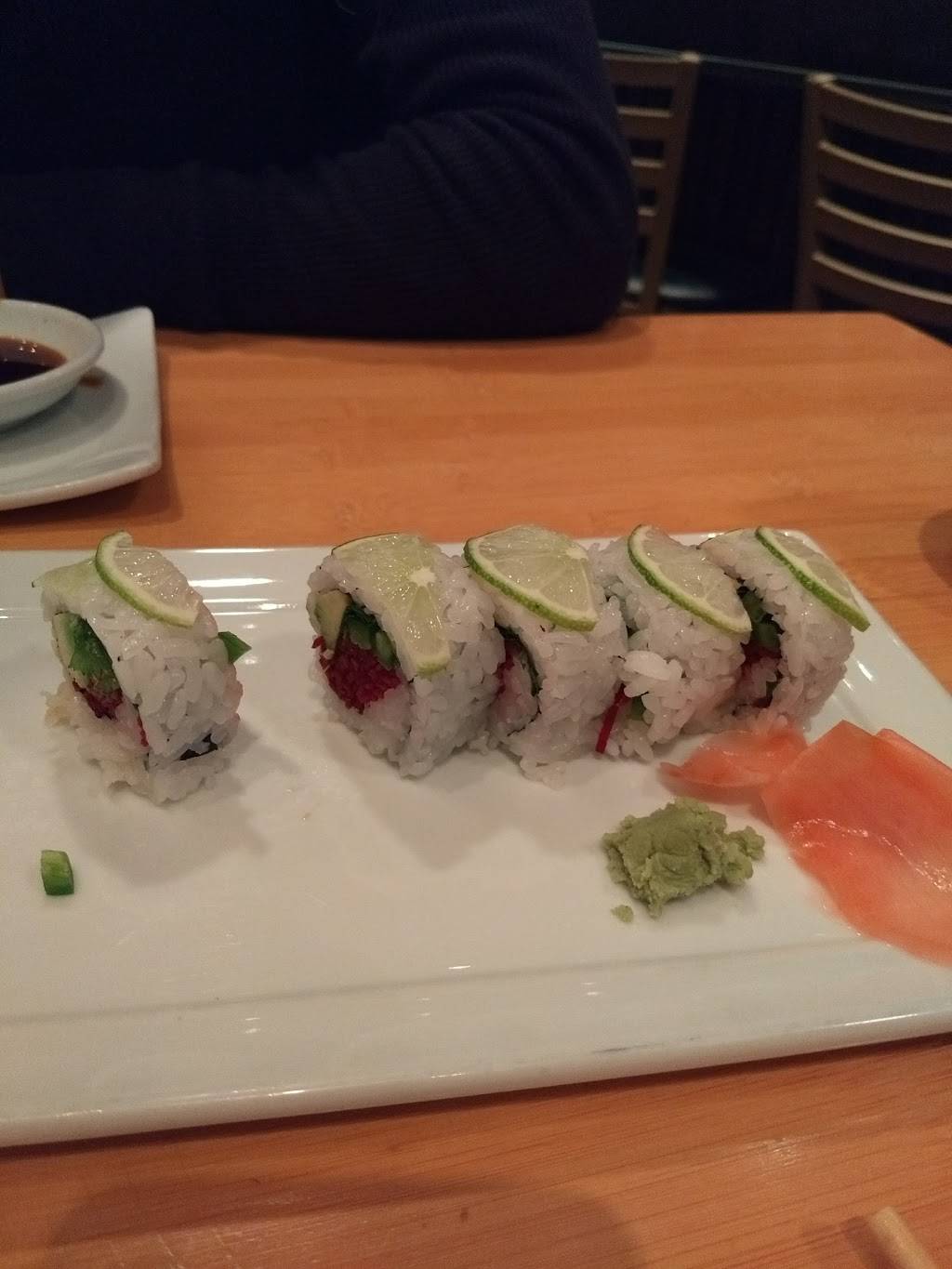 Zen Sushi | restaurant | 380 W 7th St, Dallas, TX 75208, USA | 2149469699 OR +1 214-946-9699