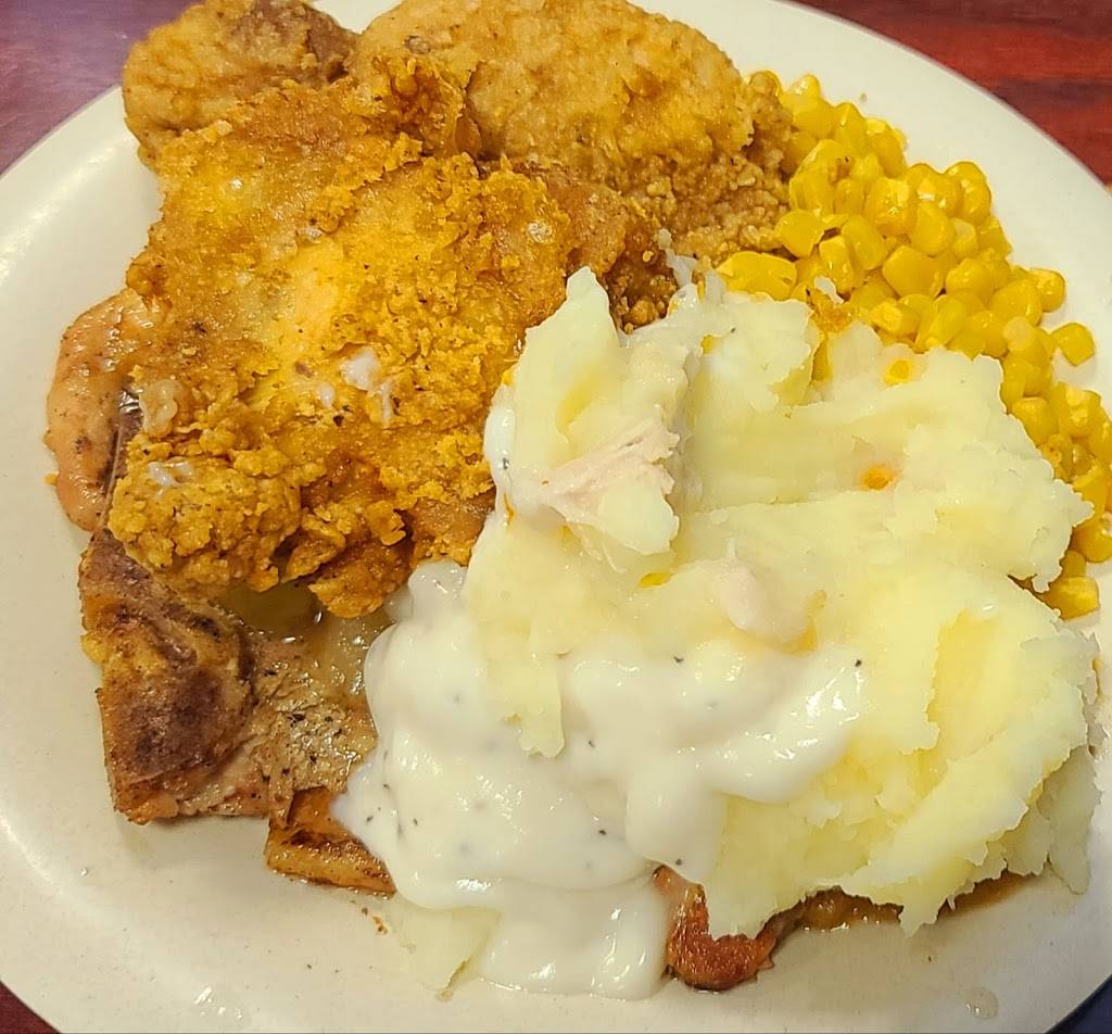 Big Boys Country Cooking | restaurant | 1735 Heckle Blvd Suite 130, Rock Hill, SC 29732, USA | 8033293663 OR +1 803-329-3663