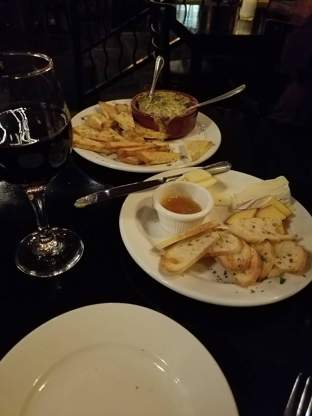 Copa Wine Bar & Tasting Room | restaurant | 19141 Stone Oak Pkwy Ste. 704, San Antonio, TX 78258, USA | 2104952672 OR +1 210-495-2672