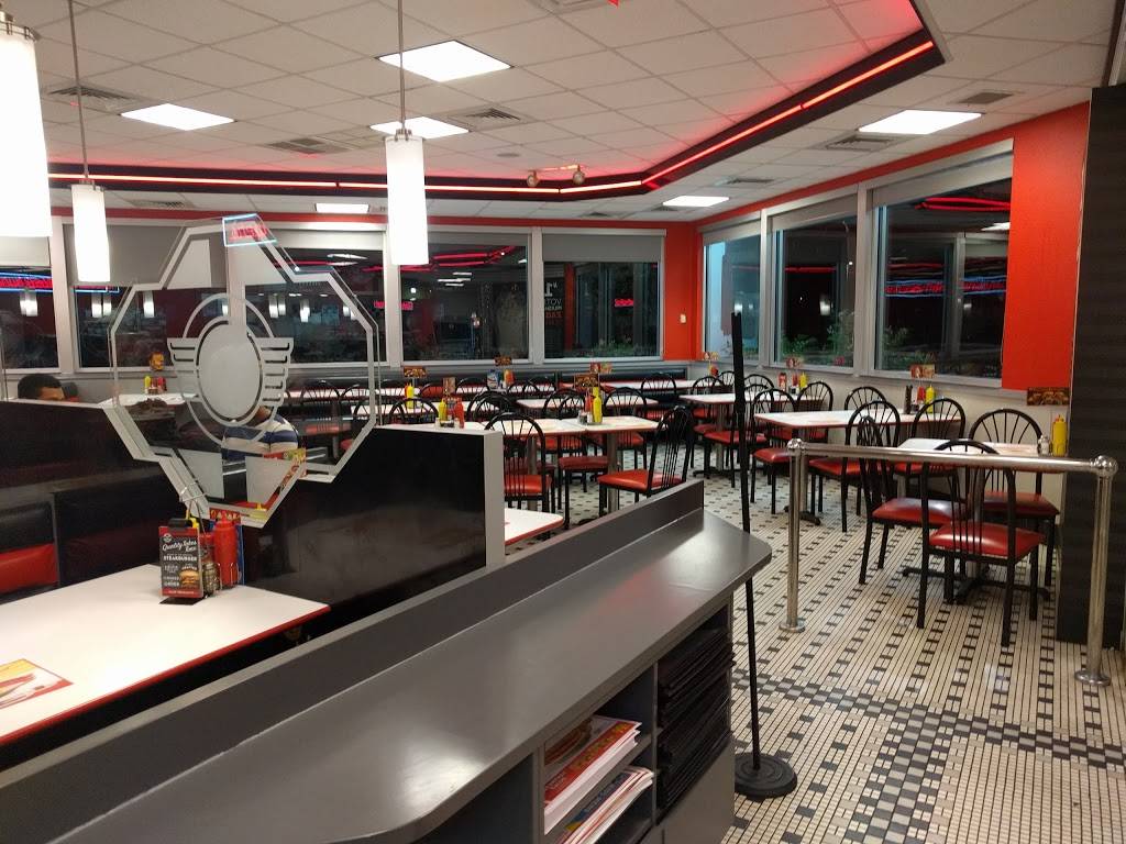 Steak n Shake | restaurant | 4120 Ellsworth Rd, Ypsilanti, MI 48197, USA | 7345284006 OR +1 734-528-4006