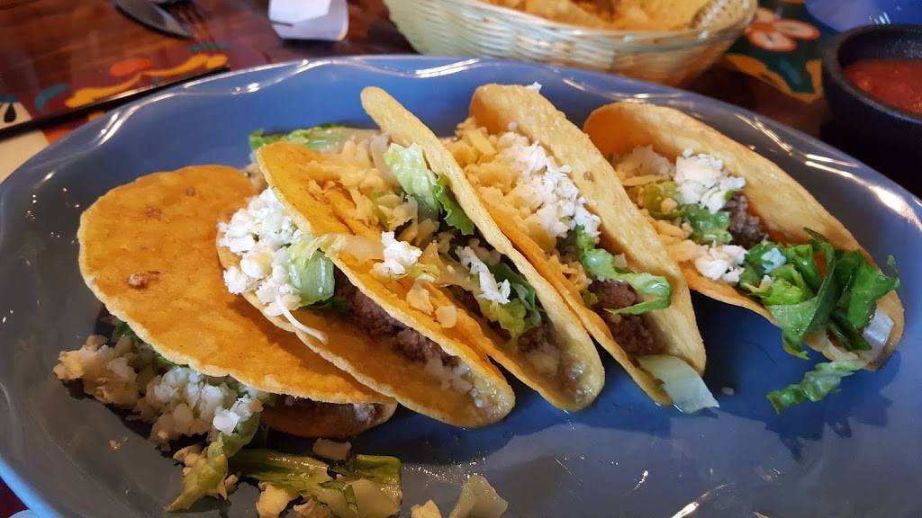 Casa Azul Restaurante y Cantina Iowa City | restaurant | 335 S Gilbert St, Iowa City, IA 52240, USA | 3195691917 OR +1 319-569-1917