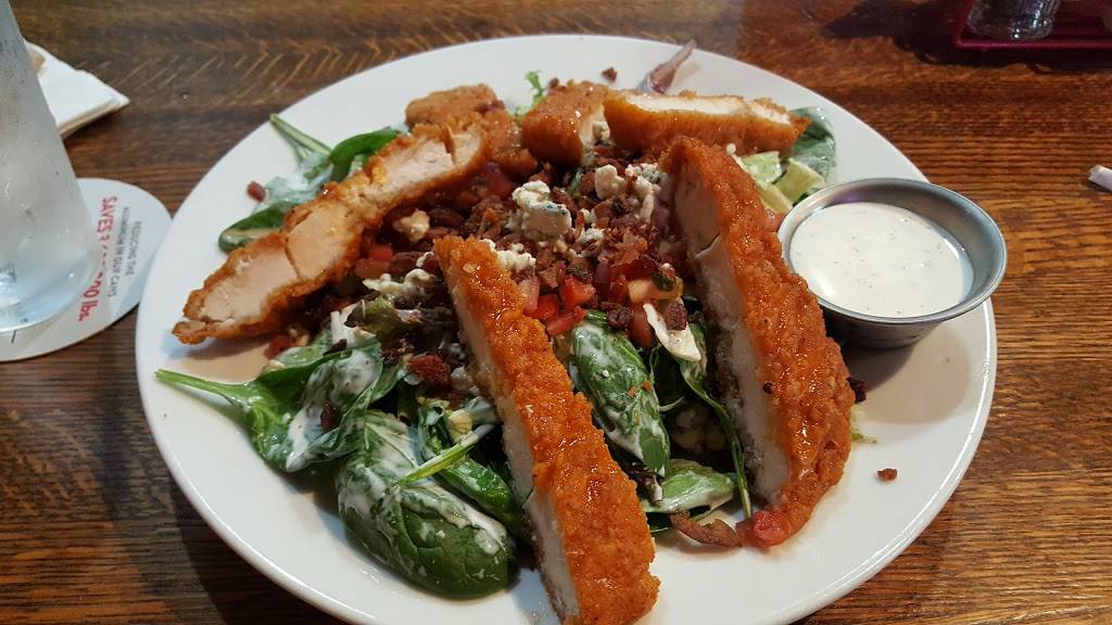 Chilis Grill & Bar | meal takeaway | 421 S Hurstbourne Pkwy, Louisville, KY 40222, USA | 5024256800 OR +1 502-425-6800