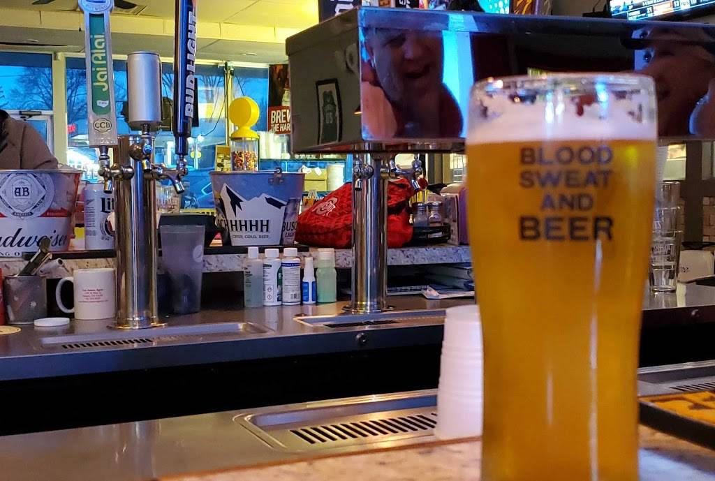 Don & Sues Pizza | restaurant | 645 W Church St, Newark, OH 43055, United States | 7405228457 OR +1 740-522-8457