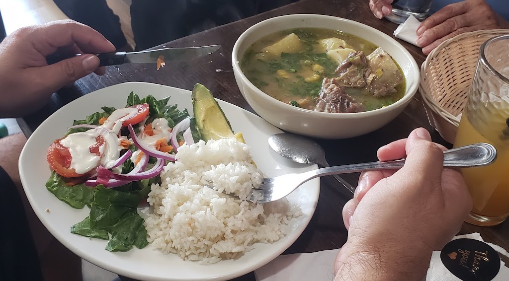 Colombian Delicacies | restaurant | 5537 Sheldon Rd, 33615 Ste. C, Tampa, FL 33615, USA | 8132526219 OR +1 813-252-6219