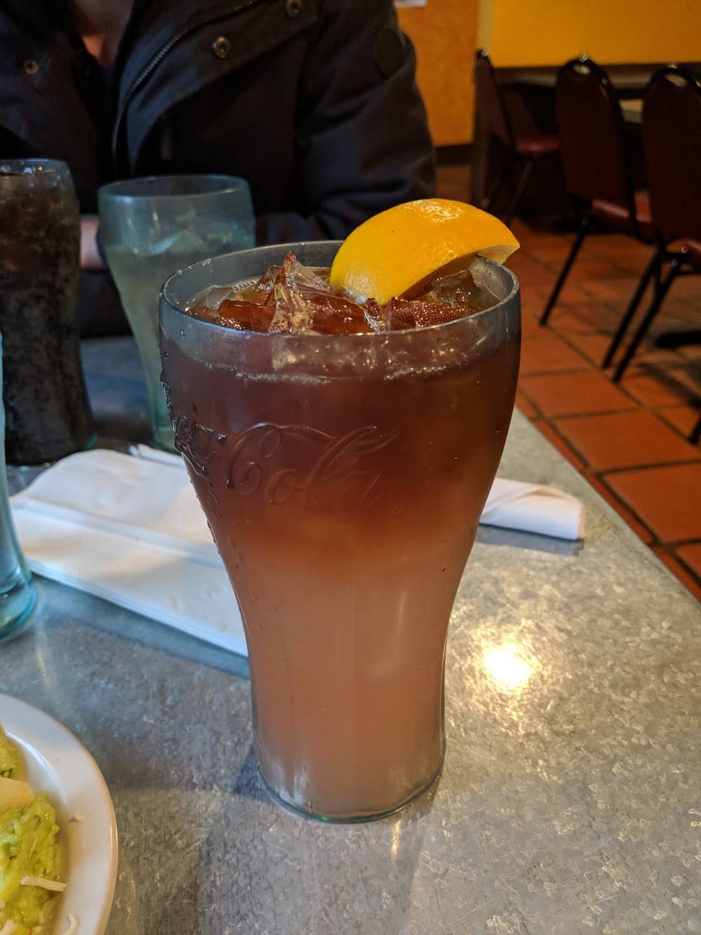 El Vaquero | restaurant | 925 CA-4, Arnold, CA 95223, USA | 2097953303 OR +1 209-795-3303