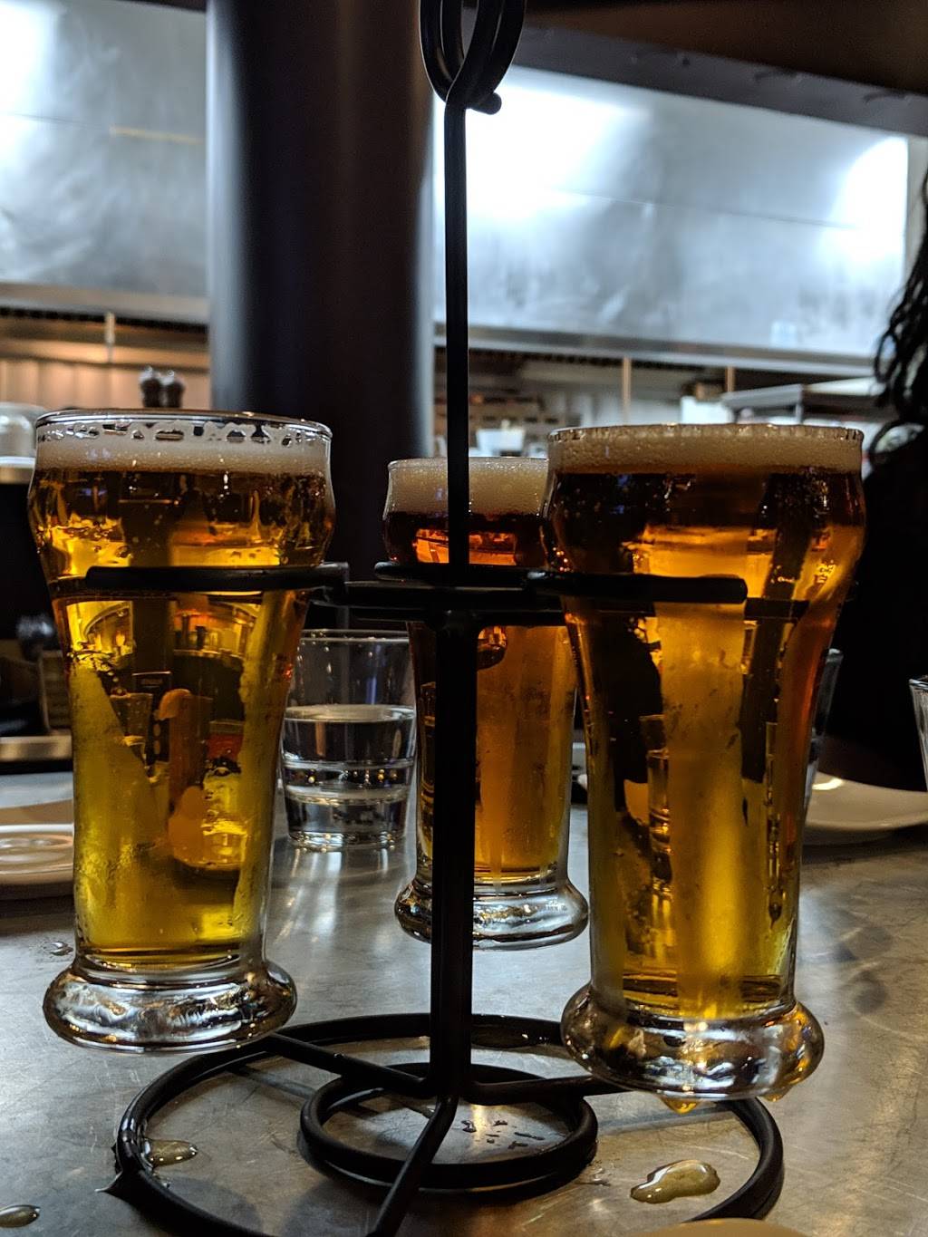 Flights Restaurant Mountain View | restaurant | 800 California St Suite 100, Mountain View, CA 94041, USA | 6503866424 OR +1 650-386-6424