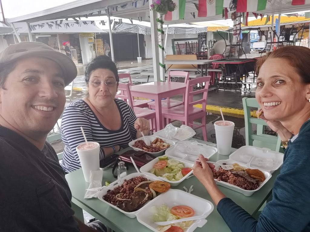 Flea Market | restaurant | 12680 NW 42nd Ave, Opa-locka, FL 33054, USA | 3056880500 OR +1 305-688-0500